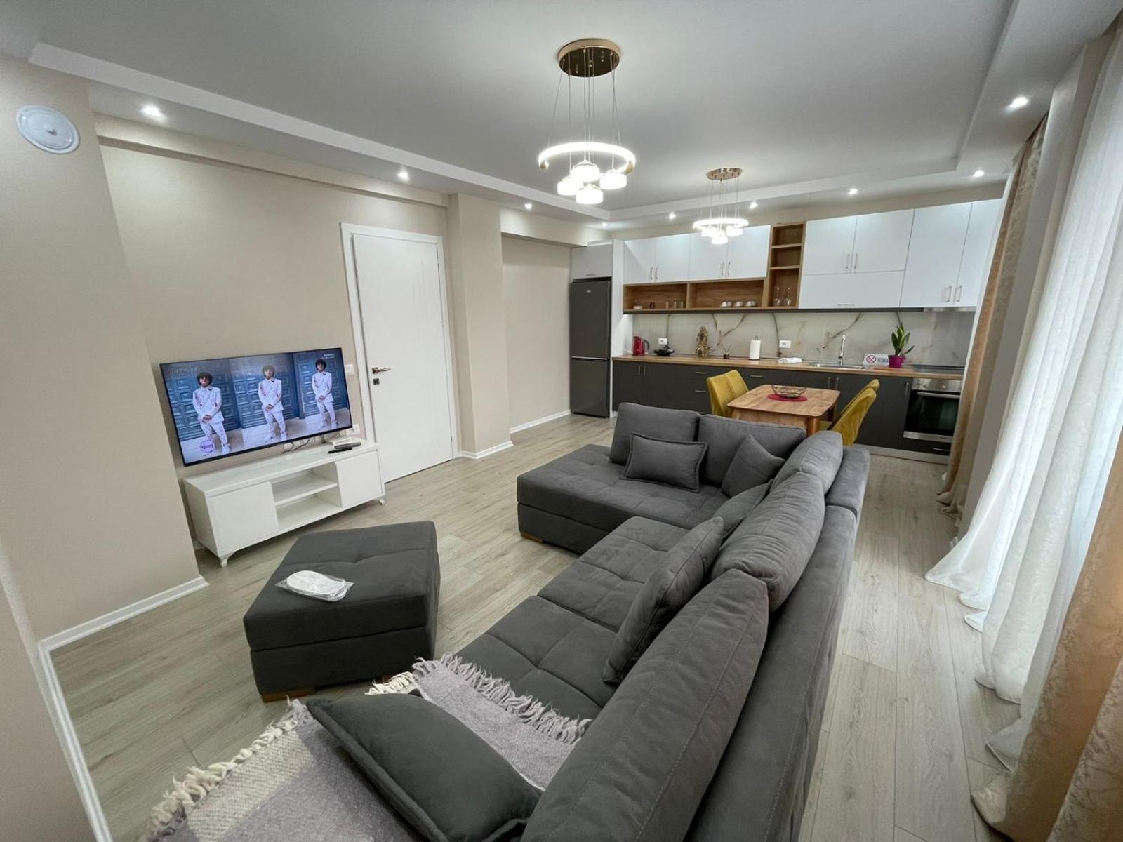 Melody Apartment In Korce Bagian luar foto
