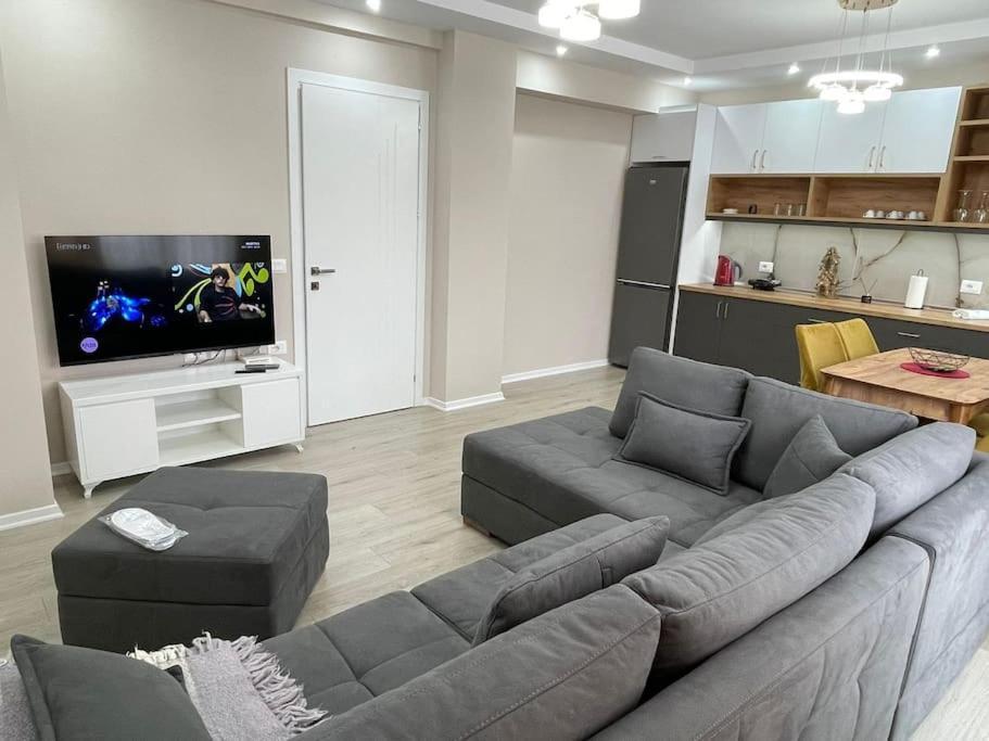 Melody Apartment In Korce Bagian luar foto