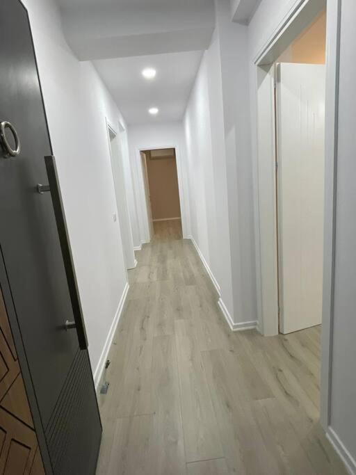Melody Apartment In Korce Bagian luar foto