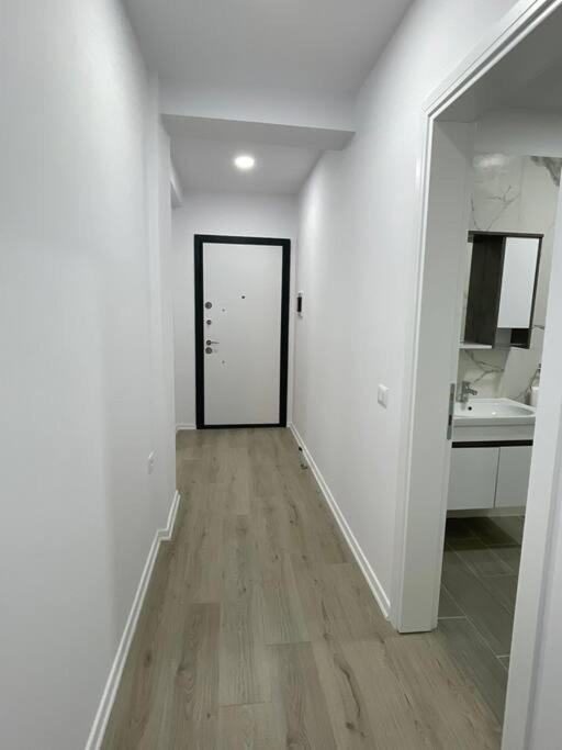 Melody Apartment In Korce Bagian luar foto