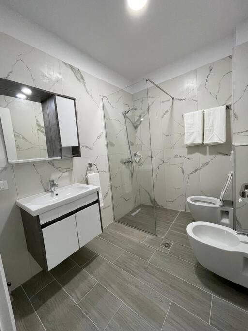 Melody Apartment In Korce Bagian luar foto