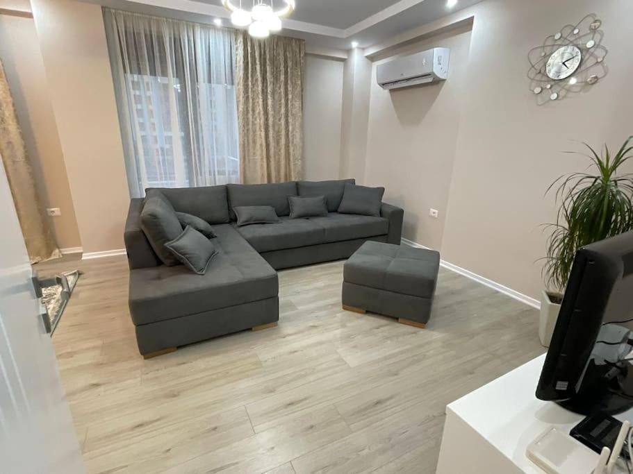 Melody Apartment In Korce Bagian luar foto