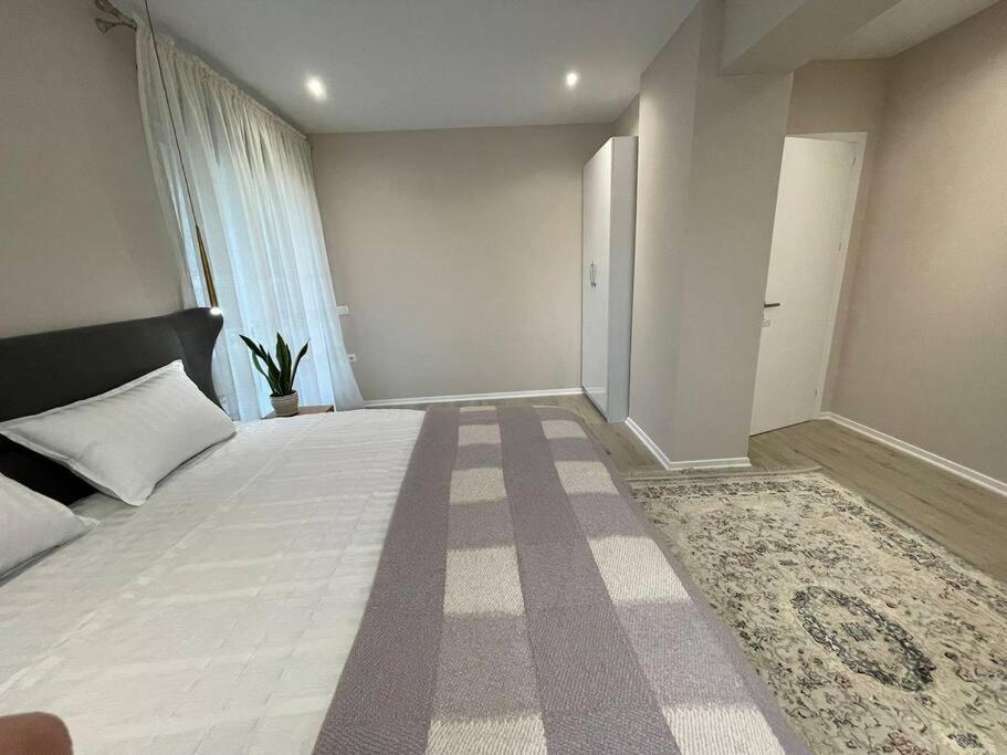 Melody Apartment In Korce Bagian luar foto